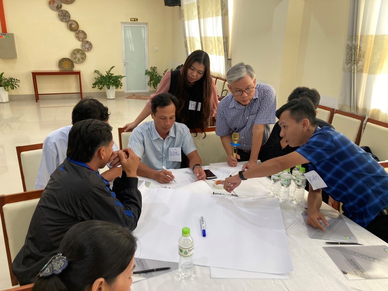 Tập huấn “Nâng cao năng lực đào tạo cho cán bộ Hội Nông dân về kỹ thuật nuôi tôm an toàn” tại tỉnh Bạc Liêu